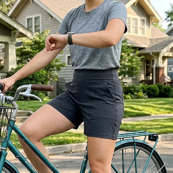 Norelia™ – Short élégant taille haute pour femme